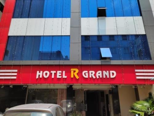 Oyo Flagship 80855 Hotel R Grand Vijayawāda Buitenkant foto